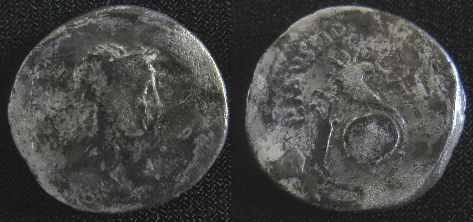 denarius with portrait of julius caesar